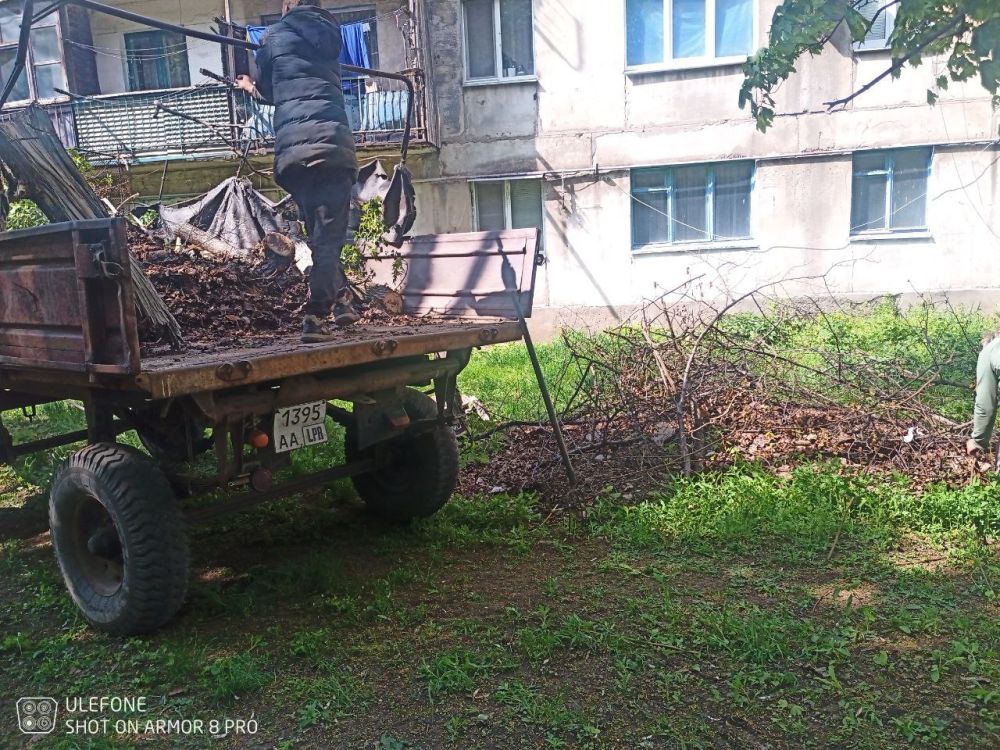 Андрей Рубанцов: С целью обеспечения благоприятной среды для проживания населения, в пгт Ясеновский продолжаются работы по благоустройству территории