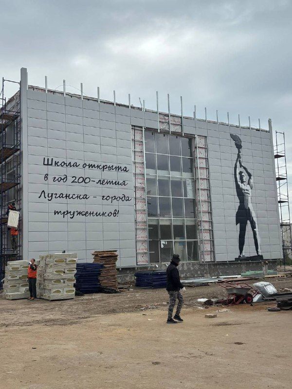 ����� ��������� �������� � 60 ����� 200-����� �������� ����� ������������� ����� ������� ��������, ������������� �� ������� ������