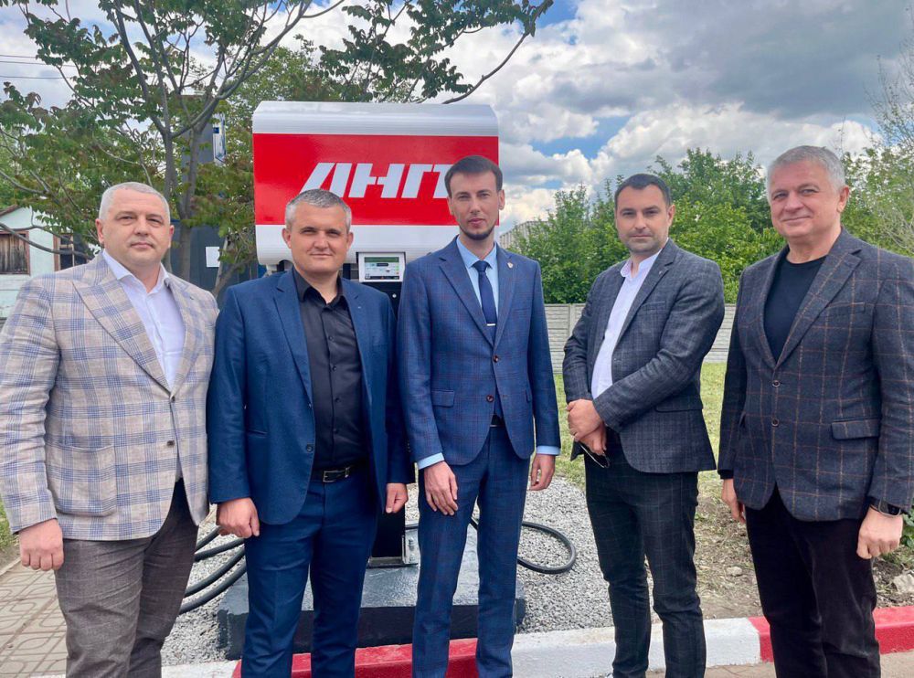 В Луганске открылась первая зарядная станция для электромобилей