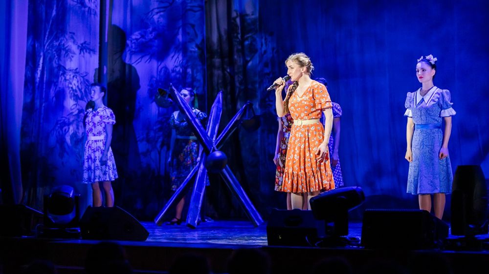 Артисты Луганского театра имени Голубовича выступили в ЦДРА