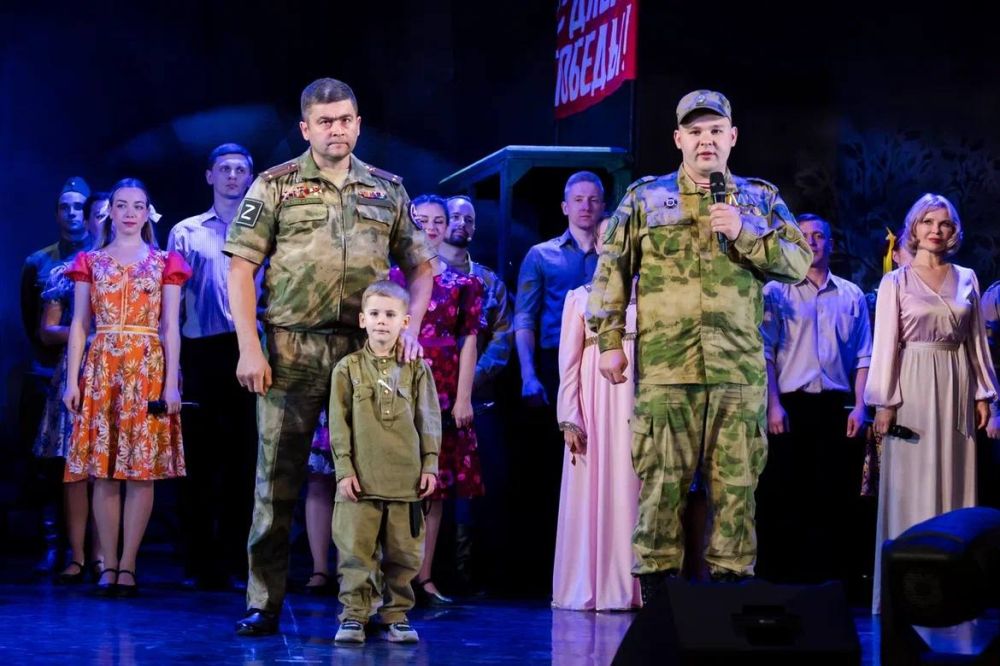 Луганский театр Голубовича выступил в Москве в рамках проекта «Поет Россия Армии Победу»