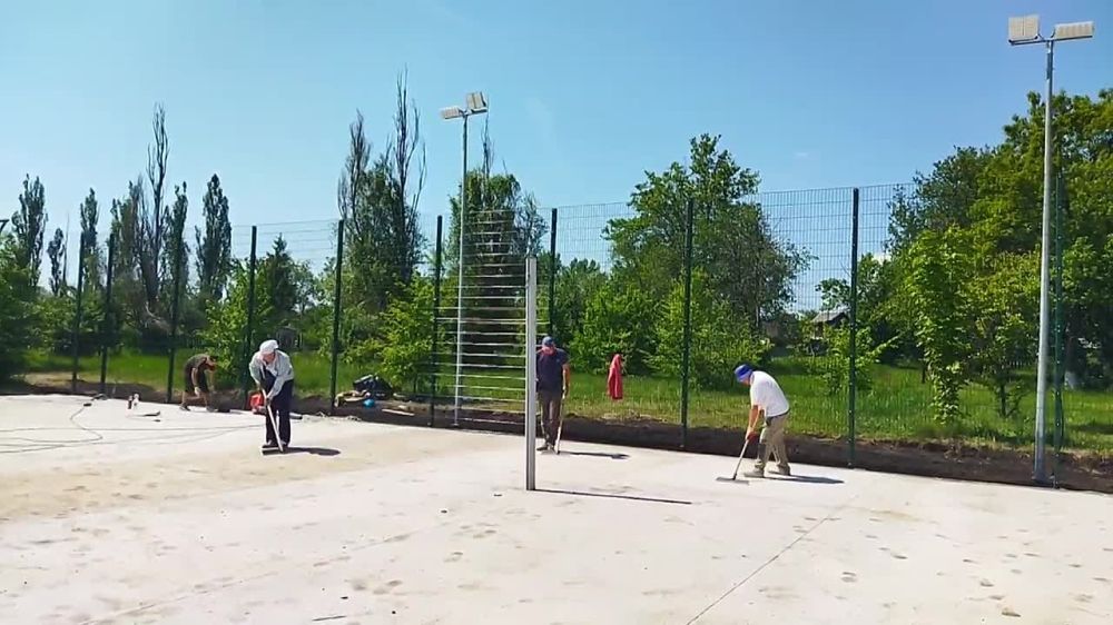 Андрей Рубанцов: В городском округе город Ровеньки строят новую новую спортивную площадку