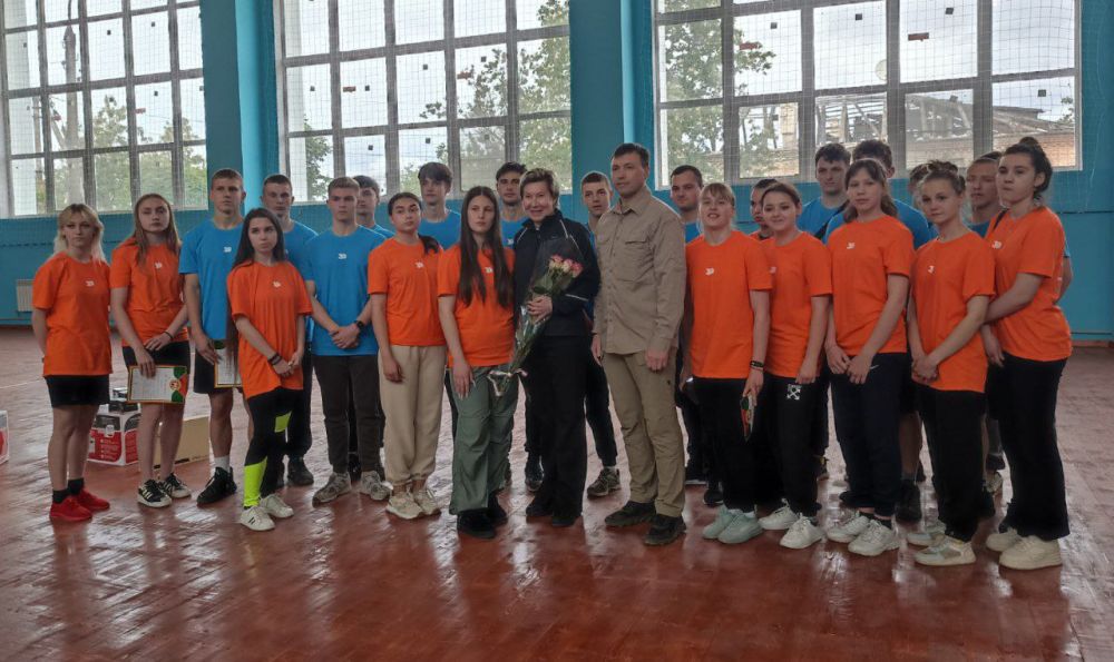 На базе Лисичанской спортивной школы №1 прошло спортивно-патриотическое мероприятие с элементами выполнения нормативов Всероссийского физкультурно-спортивного комплекса «ГТО», посвященное Году Защитника Отечества и 80-летию...