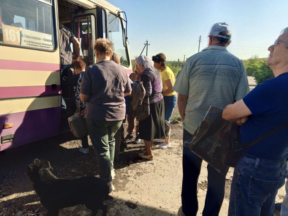 Сергей Козенко: С 23 мая 2025 года, после капитального ремонта дороги общего пользования межмуниципального значения, начал курсировать рейсовый автобус с заездом в поселок Краснодарский