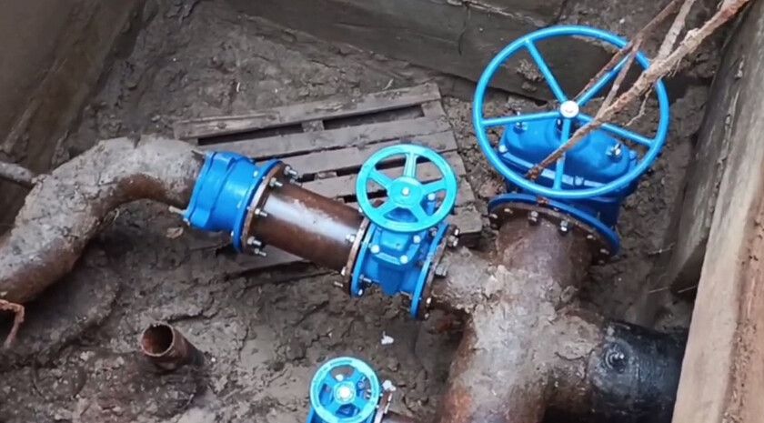 Лугансквода ограничит водоснабжение части Луганска из-за аварии на насосной станции