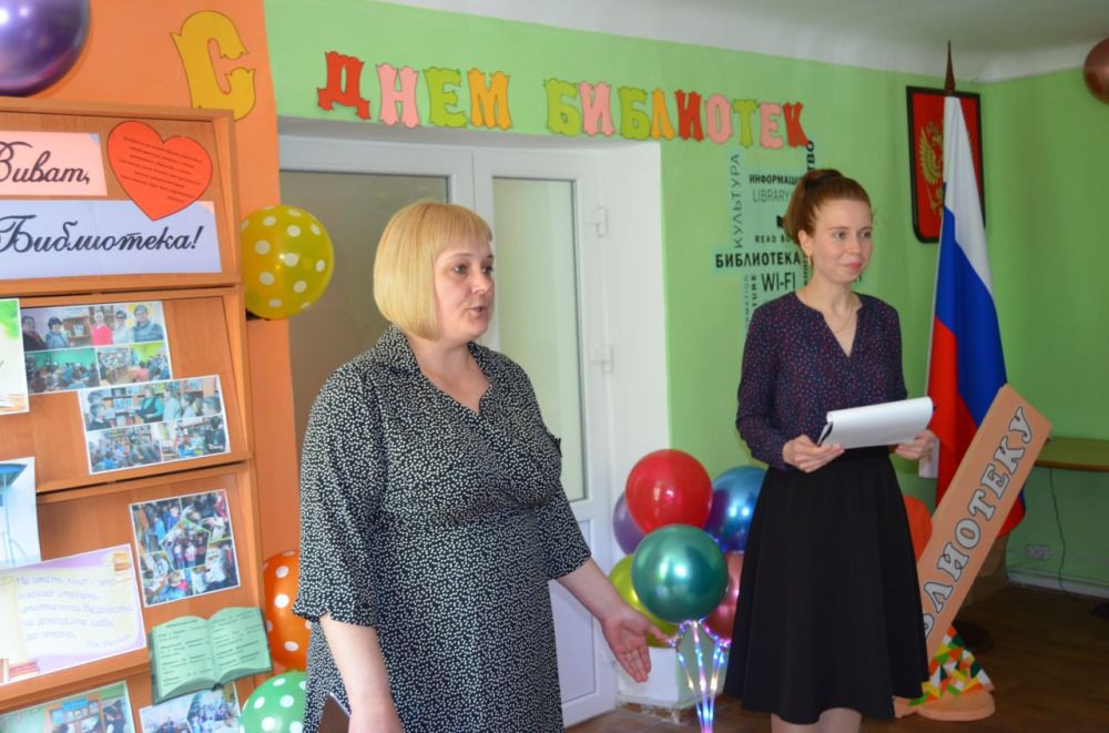 Евгений Морозов: Ежегодно 27 мая в нашей стране отмечают Общероссийский День библиотек — праздник всех книголюбов, хранителей мудрости и знаний!