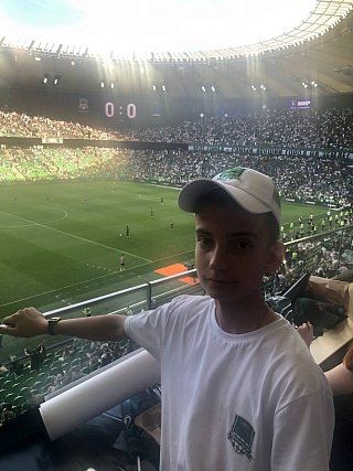 Мечта исполнилась: юный житель Сватово встретился с футболистами «Краснодара»