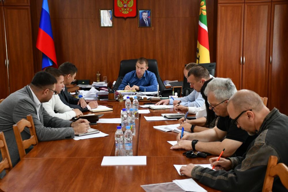 Сергей Колягин: Провел рабочее совещание с представителями некоммерческой организации «Единый региональный фонд по управлению многоквартирными домами на территории Луганской Народной Республики»