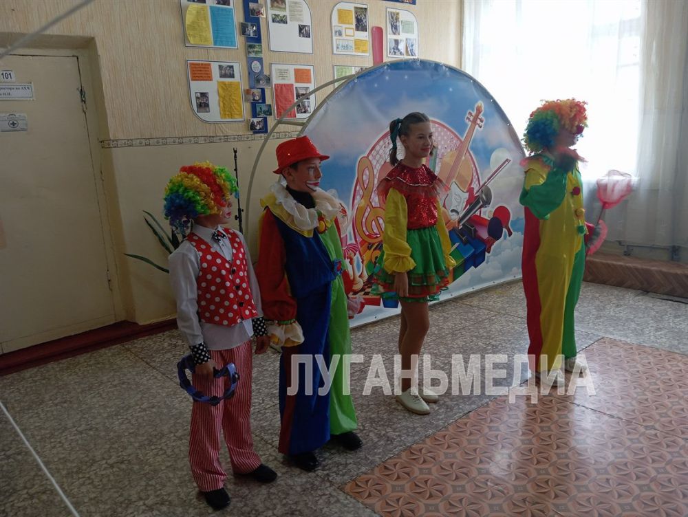 В честь Дня защиты детей в Ровеньках состоялось мероприятие «На всех парусах в лето»