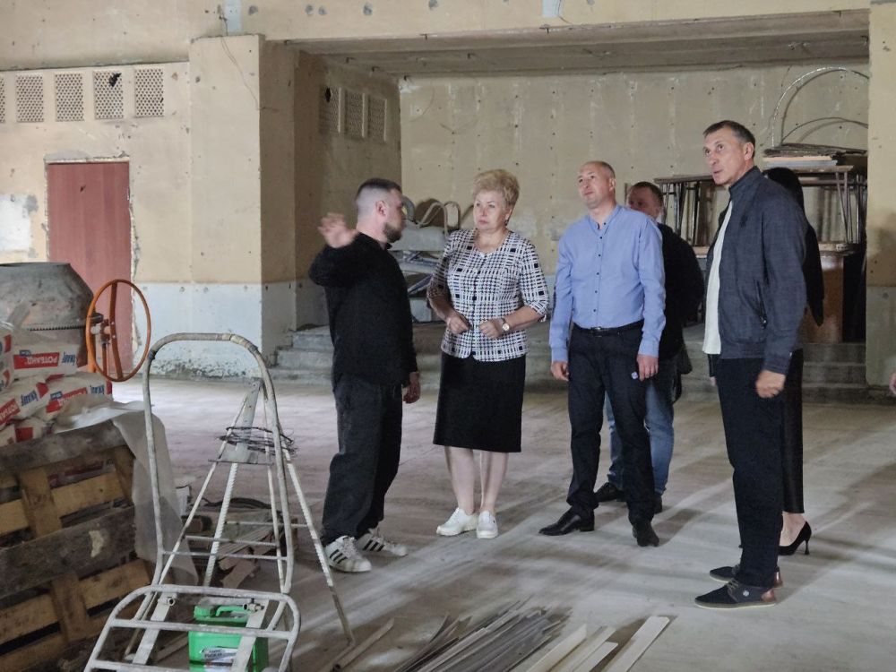 Сенатор Российской Федерации от Луганской Народной Республики Ольга Бас посетила Металлистский дом культуры