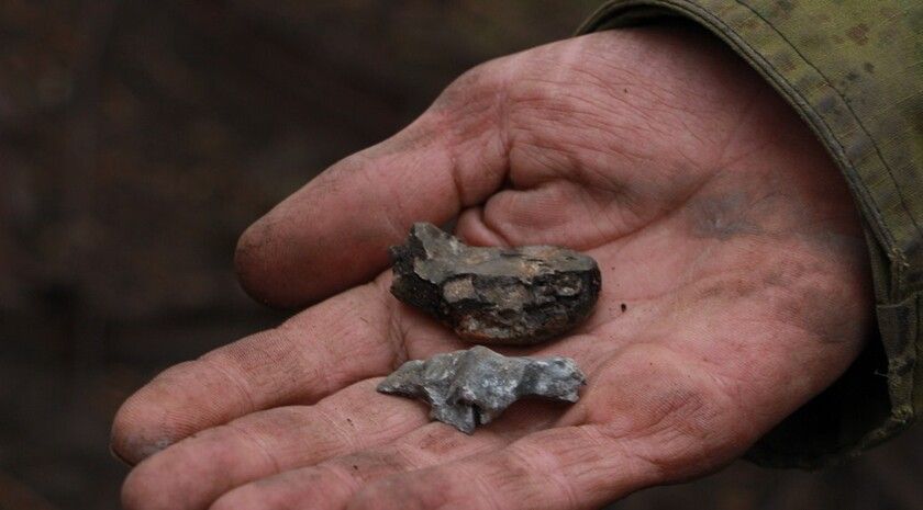 Киевские боевики обстреляли Первомайск, поврежден жилой дом