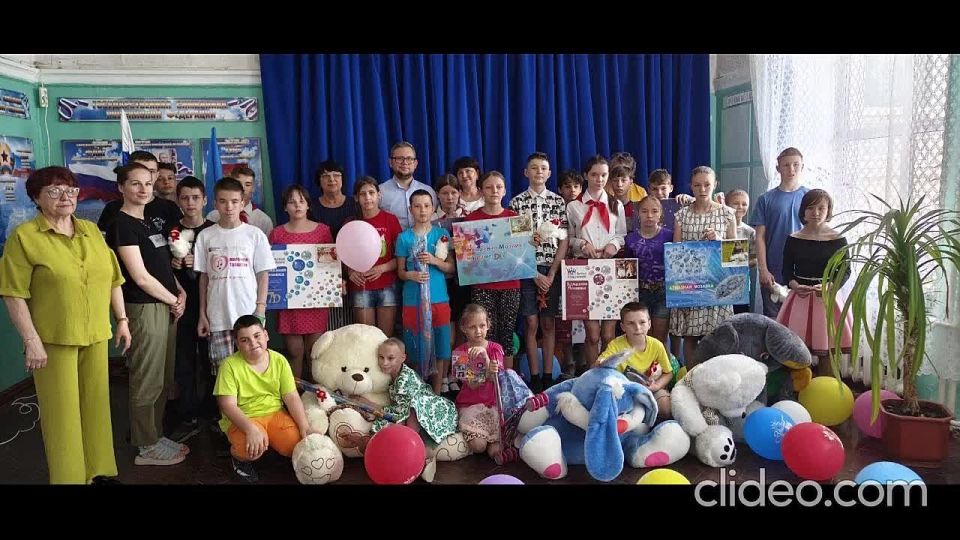 В День защиты детей первый заместитель Министра экономического развития ЛНР Лидия Фоменко посетила деток в Ирминской специальной (коррекционной) школе - интернате