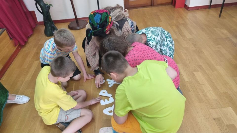 «Весёлый марафон профессий» для воспитанников интерната прошёл в Стаханове