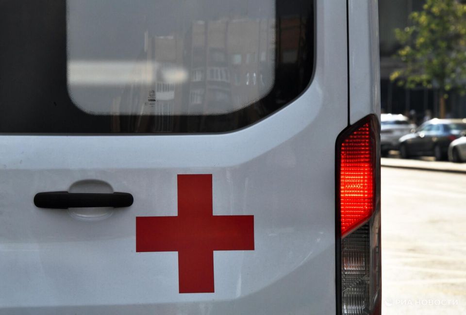 При украинском обстреле в ЛНР пострадали три человека