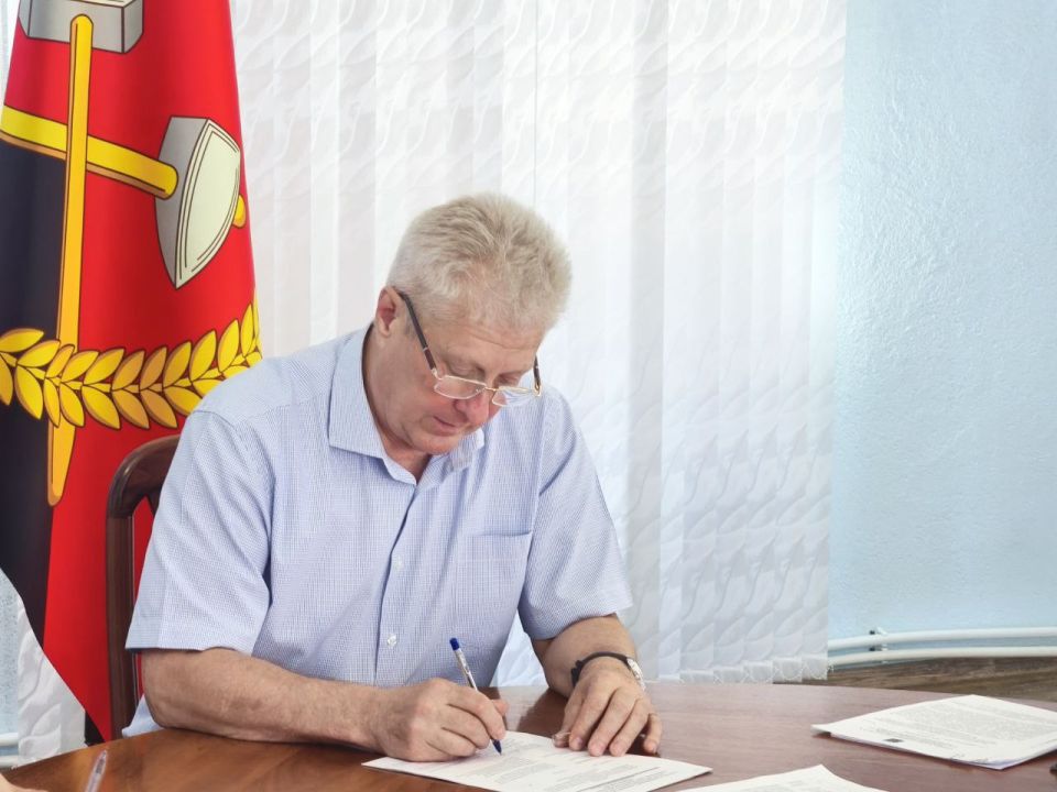 Сергей Козенко: Сегодня мы провели заседание комиссии по предупреждению и ликвидации чрезвычайных ситуаций и обеспечению пожарной безопасности при Администрации Краснодонского муниципального округа в связи с недавним...