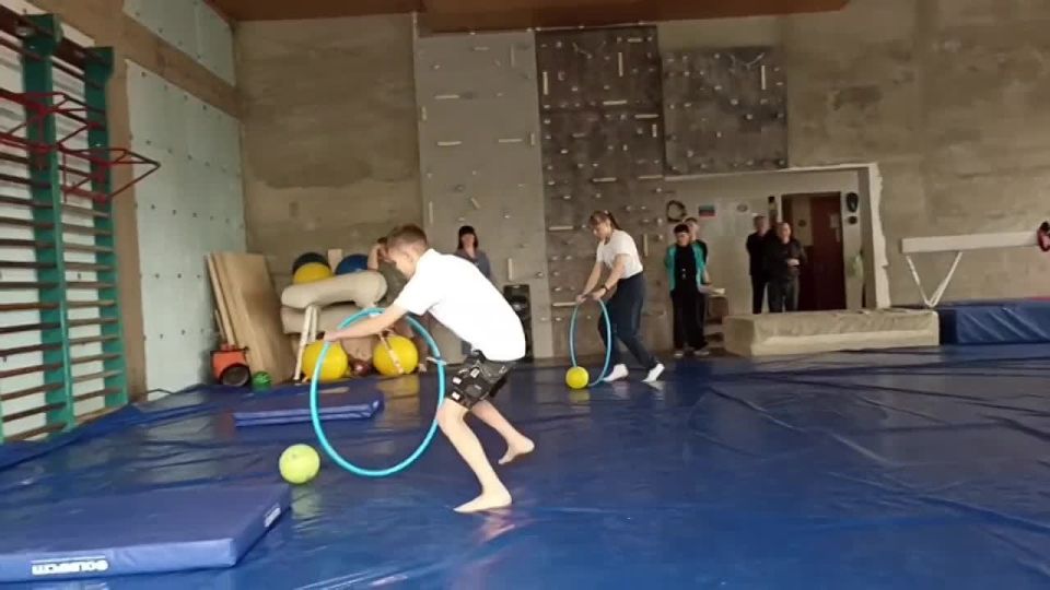 Приглашаем вас окунуться в атмосферу праздника и веселья — «Весёлые старты», посвящённые Дню защиты детей!