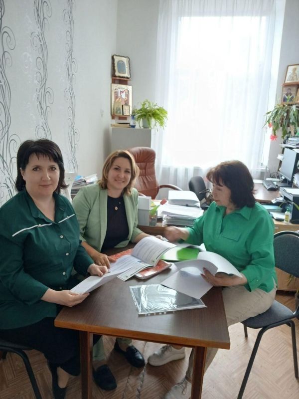 Андрей Рубанцов: На базе Ясеновской гимназии им. Ю.В. Стеценко состоялась II межрегиональная конференция «Современные подходы к реализации раздельного (женского) образования»