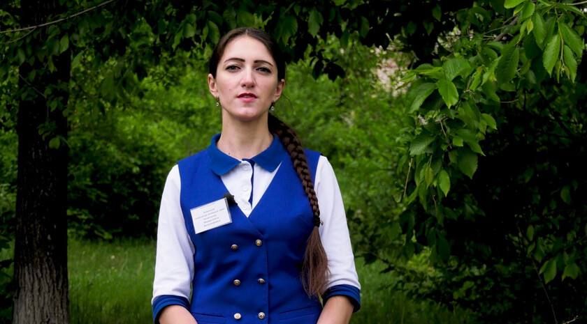 Дарья Лантратова: Почтальон Елена Морарь из Лутугинского района победила во всероссийском конкурсе «Земский почтальон»!