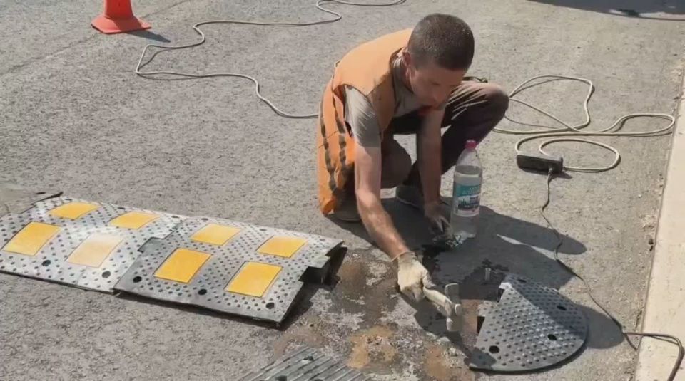 Сергей Колягин: После проведенного текущего ремонта асфальтной дороги, проходящей по участку улицы Свердлова, специалисты Муниципального унитарного предприятия «Комбинат коммунальных услуг города Первомайска», как и...