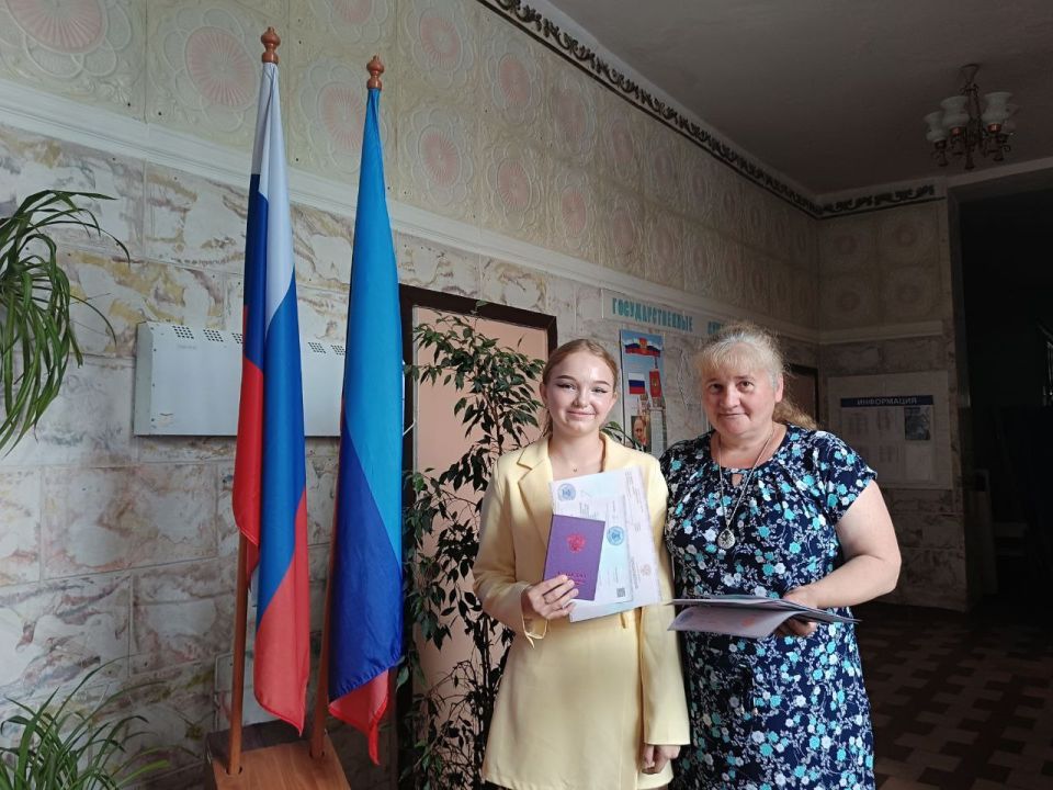 Старт торжественного вручения аттестатов девятиклассникам