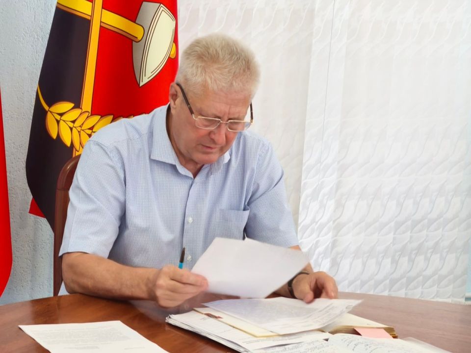 Сергей Козенко: Сегодня провел расширенное аппаратное совещание с участием руководителей структурных подразделений Администрации, начальников отделов и управления по жизнеобеспечению округа