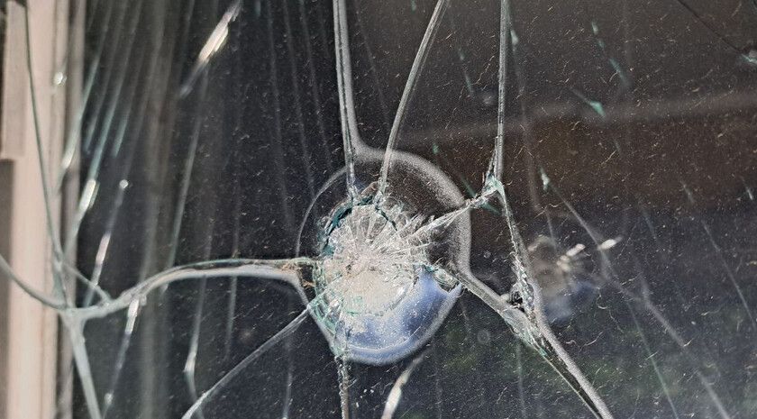 Беспилотник ВСУ атаковал частный сектор в Камышевахе, жертв нет — Колягин