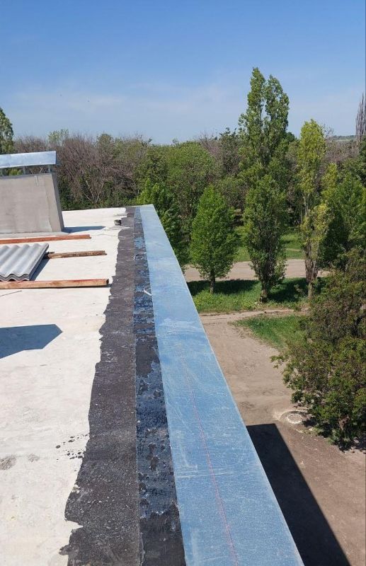 В Золотом завершили ремонт стяжки кровли многоквартирного дома