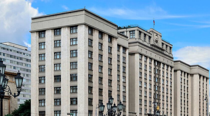 Госдума приняла законопроект о наказании за осквернение воинских захоронений