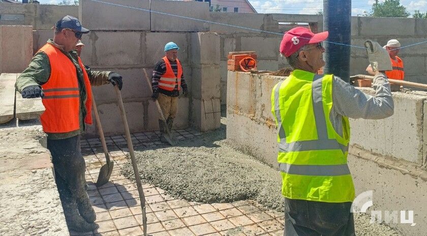 Застройщики до конца года возведут в ЛНР около 300 тыс. кв. м жилья — Пасечник