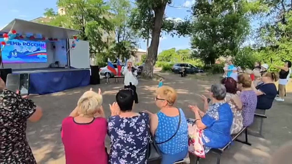 Евгений Морозов: Россия — страна, которая на протяжении многих лет вдохновляла и продолжает вдохновлять поэтов и музыкантов на создание множества замечательных песен, каждая из которых уникальна и отражает душу народа