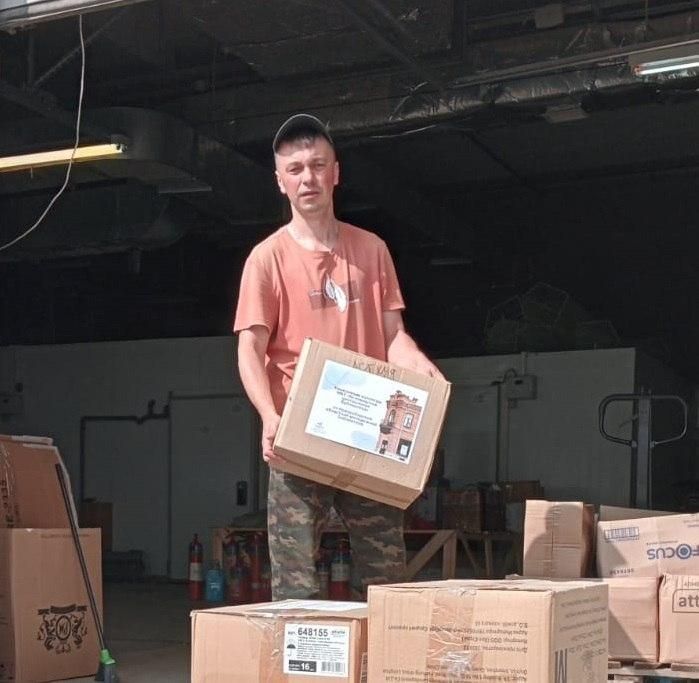 12 коробок с книгами отправлено в библиотеки Беловодского МО