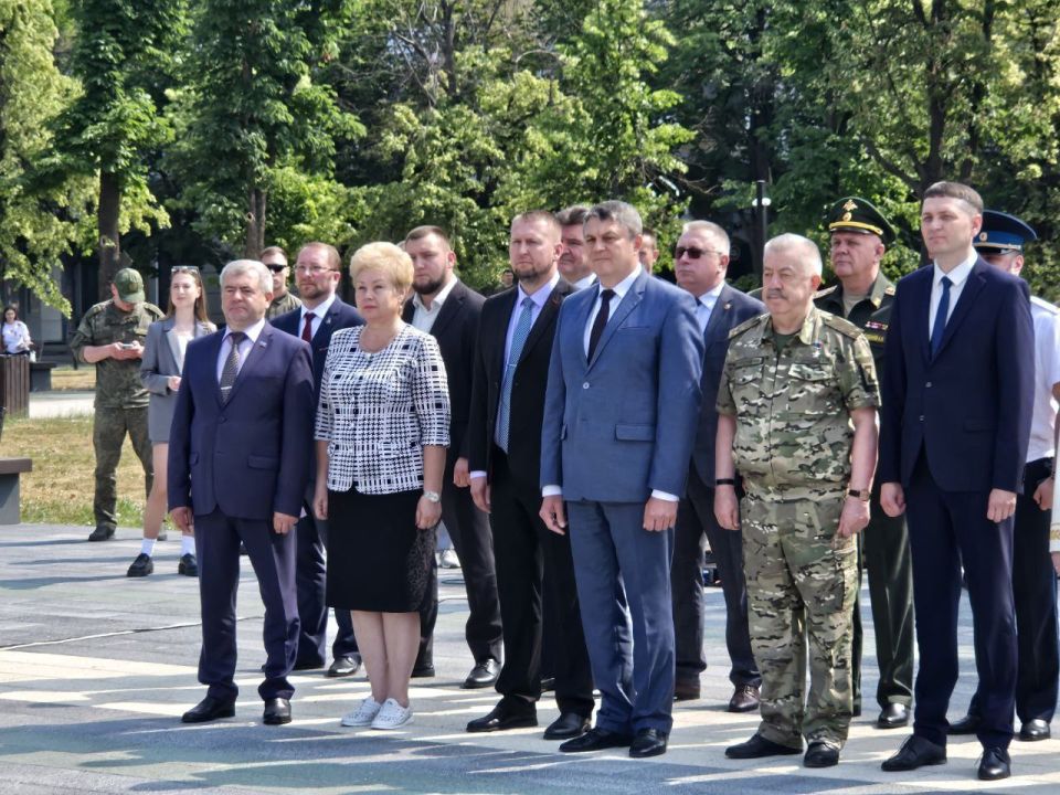  :   , !.            ,      