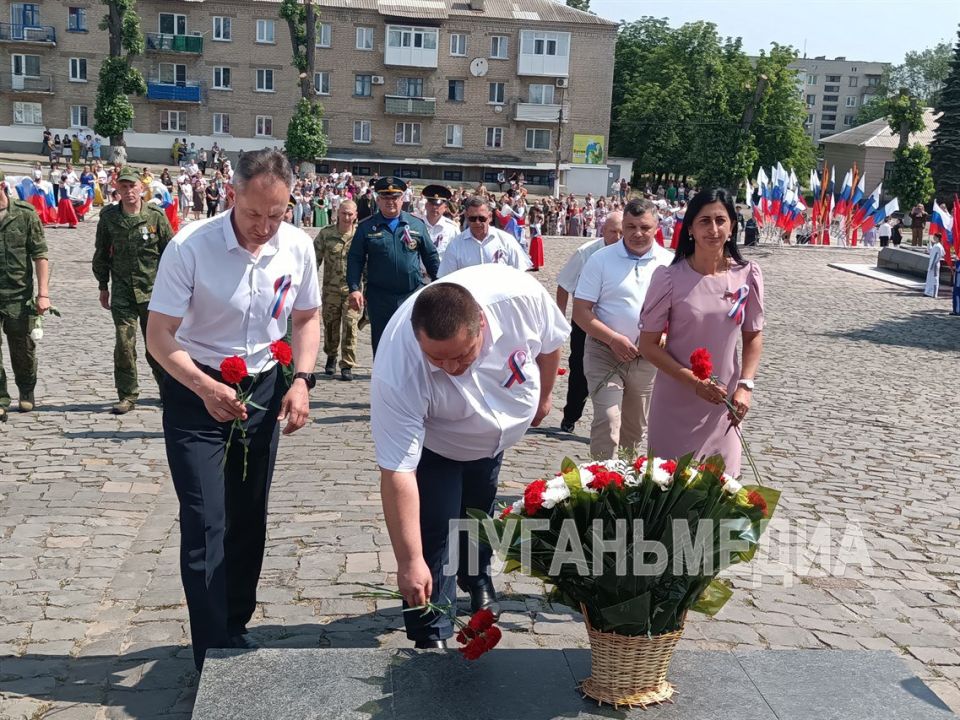У Мемориального комплекса «Слава» 12 июня состоялся торжественный митинг, посвященный Дню России