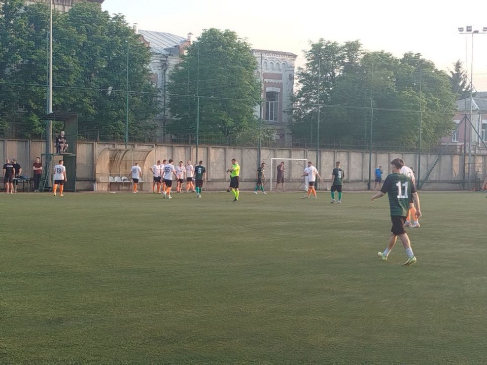Вячеслав Третьяков: Наши парни, футболисты ФК "Кременная", на прошлой неделе одержали убедительную победу в формате 8*8 над командой ФК "СКИФ" со счетом 3:0!