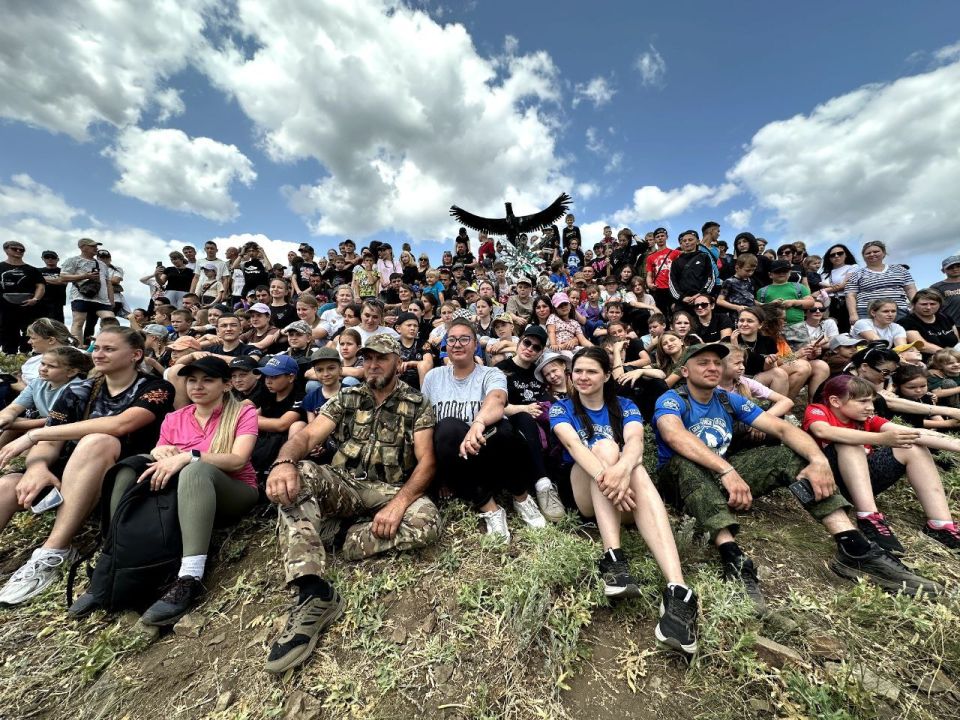 Евгений Бондарь: На минувших выходных в селе Первозвановка состоялось традиционное спортивно-патриотическое мероприятие «Тропа самурая – путь воина», посвящённое памяти Героев земли Лутугинской Владимира Подтынного, Никиты...