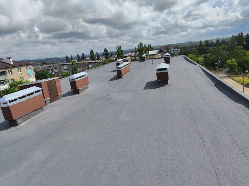 Брянские специалисты продолжают восстановление жилого фонда Брянки