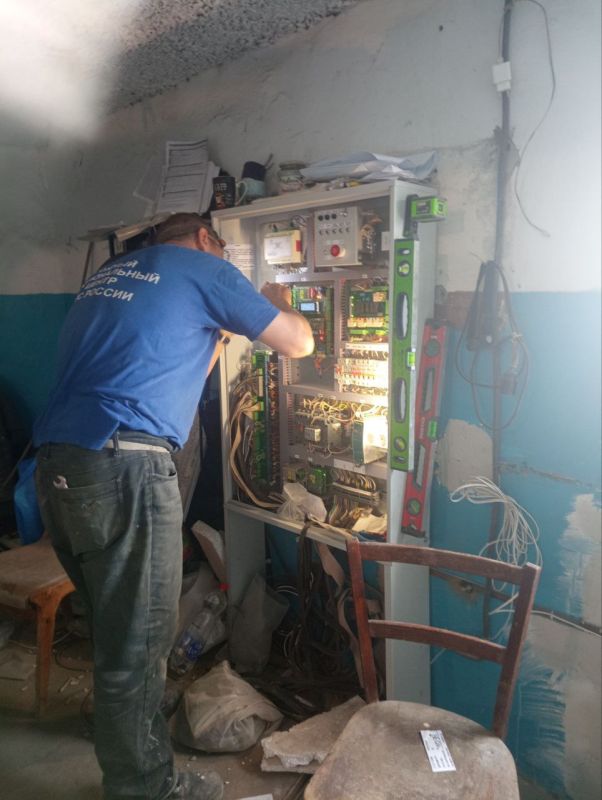 Андрей Рубанцов: В Ровеньках продолжаются работы по замене лифтового оборудования