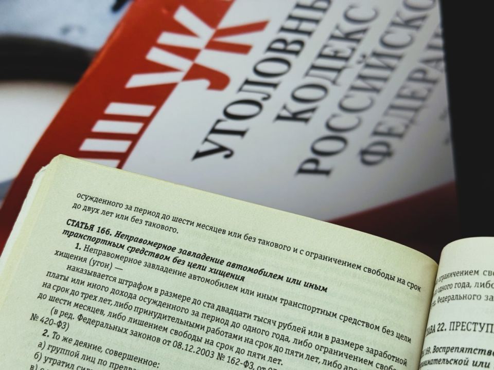 В Лутугинском округе 18-летний мужчина в алкогольном опьянении стал не только участником ДТП, но и фигурантом уголовного дела за угон транспортного средства