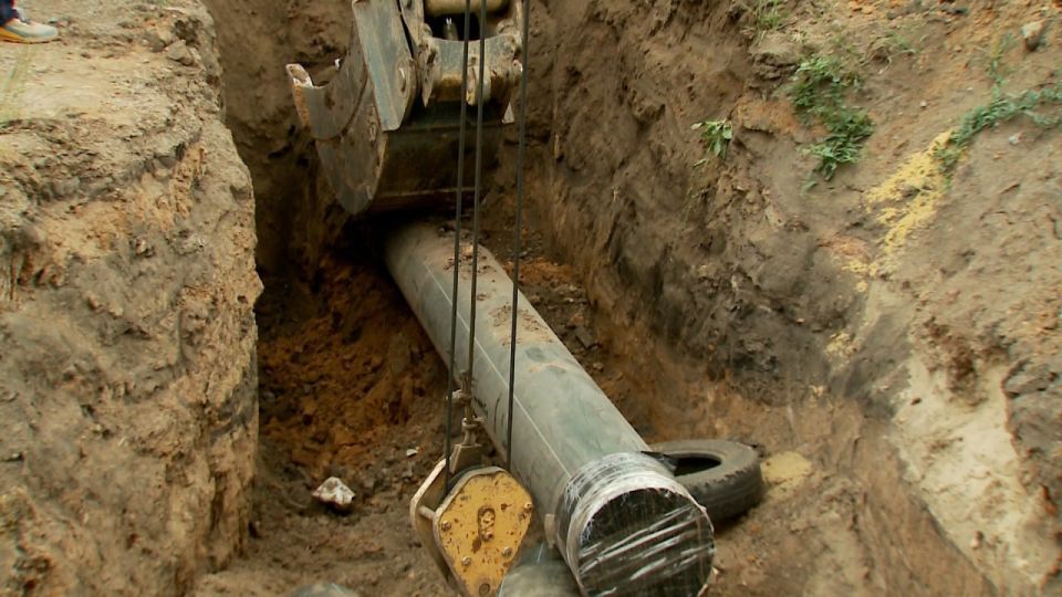 Сергей Козенко: В рамках специального инфраструктурного проекта специалисты компании ООО «ТюменьБурСтрой» успешно завершили прокладку четвертого участка линии водопровода диаметром 225 мм и 110 мм. Работы проводились с...