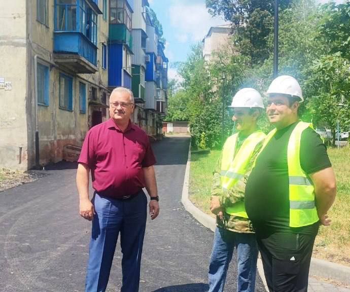 В Антрацитовском муниципальном округе продолжается реализация Народной программы партии «Единая Россия»