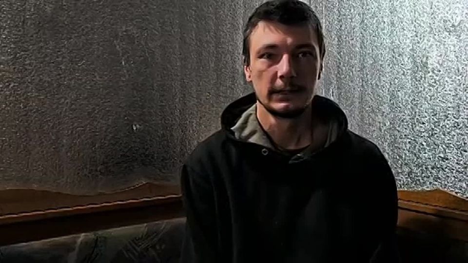 Для пленных ВСУшников провели экскурсию по Луганску, чтобы они посмотрели на то, что пытаются разрушить и сделали выводы