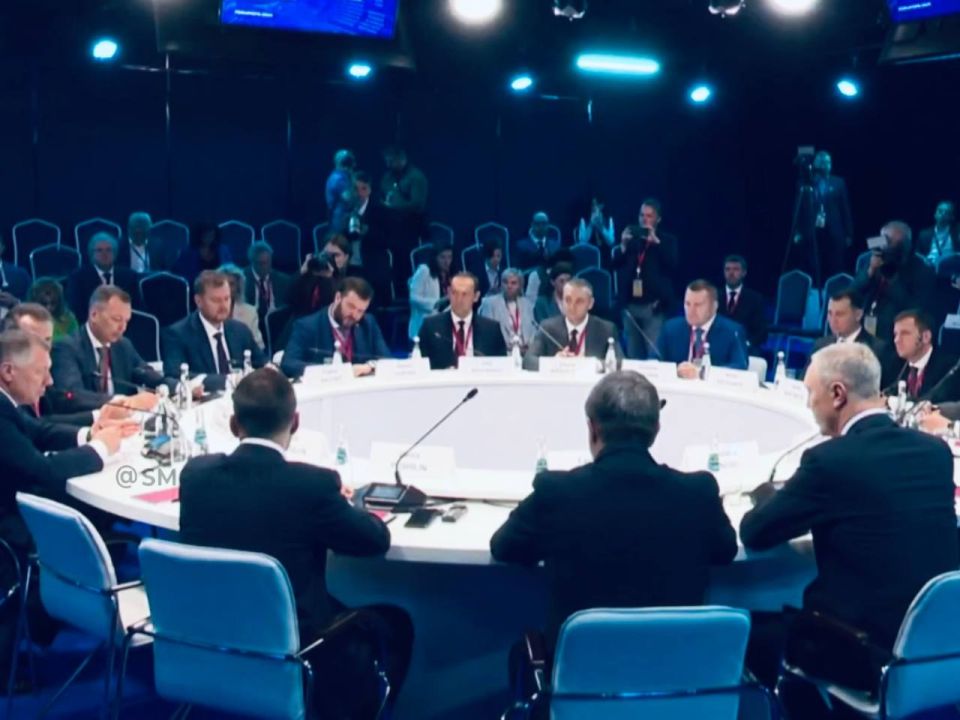 "Пока не поздно - приходите быстрее с инвестициями в воссоединенные регионы, завтра уже может быть поздно