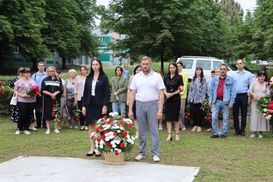 � �������� ������ ��������� ���������� ������ � �������� ������, ����������� ��� ������ � ������