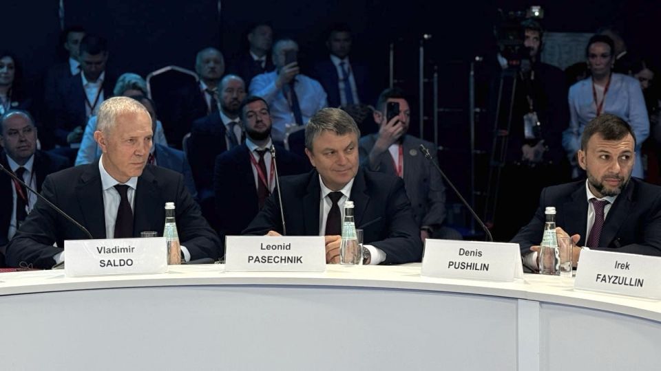 Леонид Пасечник: На #ПМЭФ2025 принял участие в сессии Минстроя России, посвященной возрождению исторических регионов