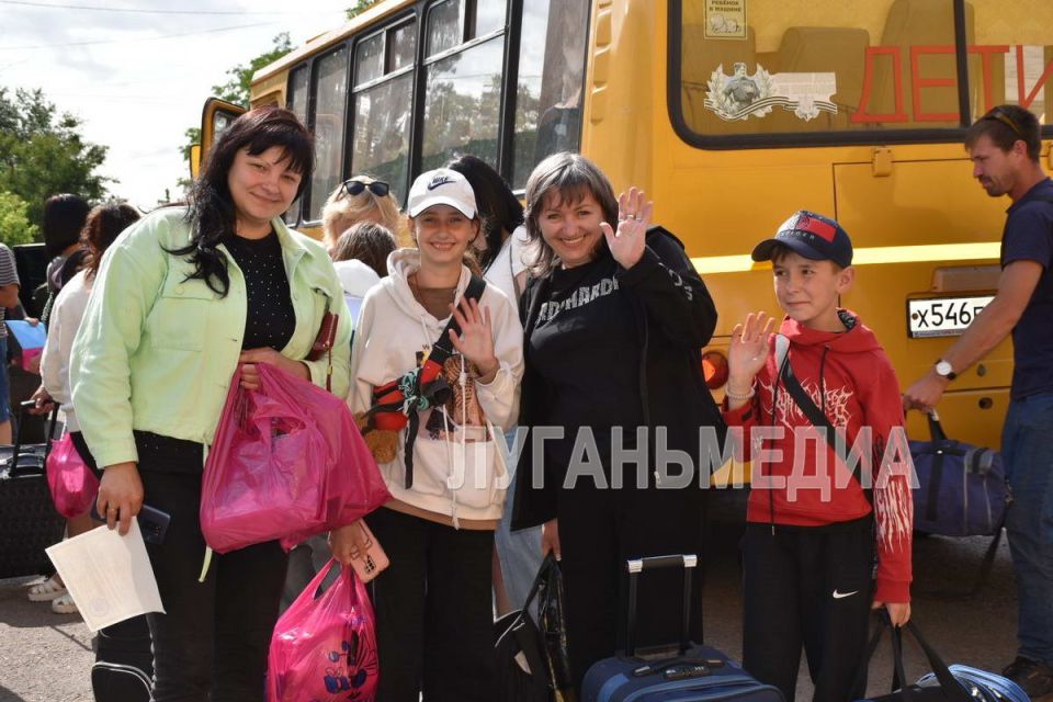 Перевальские школьники вернулись с летнего отдыха