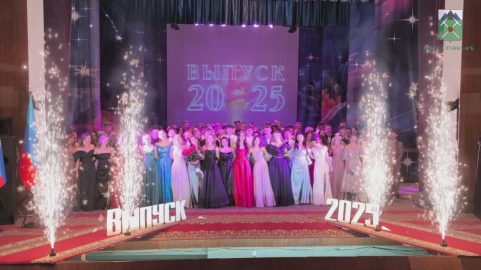 Евгений Морозов: Атмосфера на вчерашнем городском выпускном балу была потрясающая