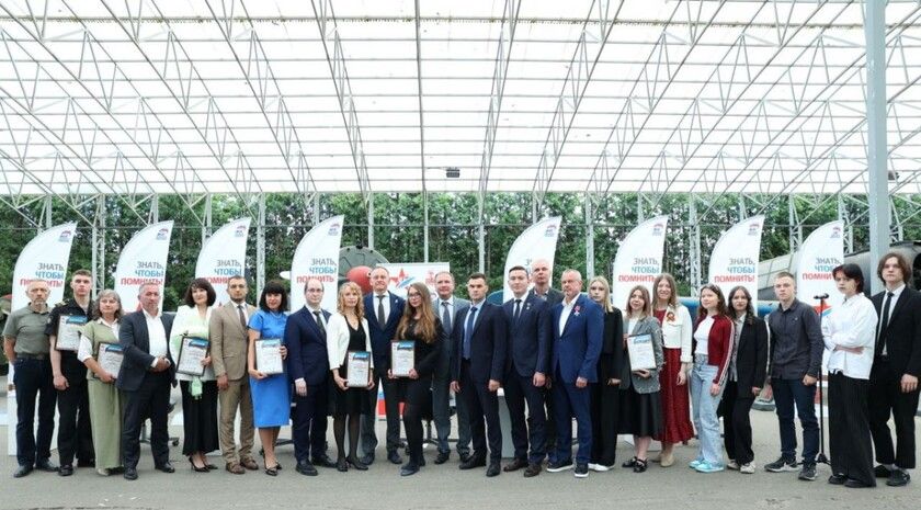 Педагог из ЛНР получила 50 тыс. руб. благодаря победе в акции «Диктант Победы» 2025 года