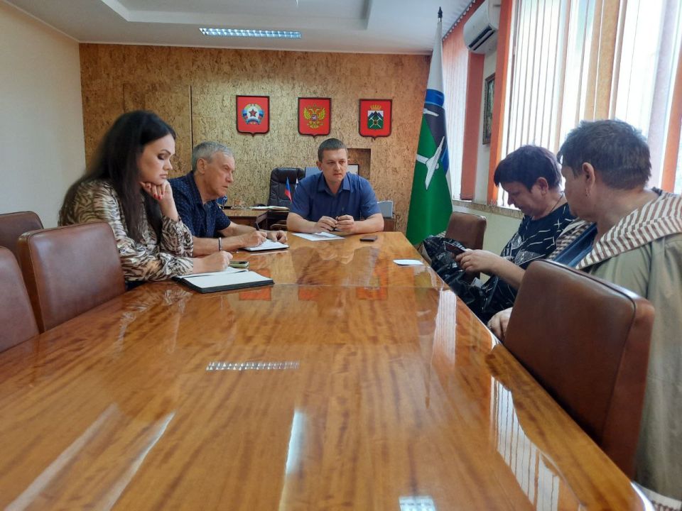 Евгений Морозов: Провел встречу с родственниками брянковчан - погибших участников СВО