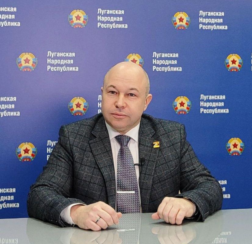 Андрей Рубанцов: Завтра, 27 июня, по всей стране состоится федеральный этап Всероссийской ярмарки трудоустройства «Работа России. Время возможностей», которая проходит в рамках нацпроекта «Кадры»