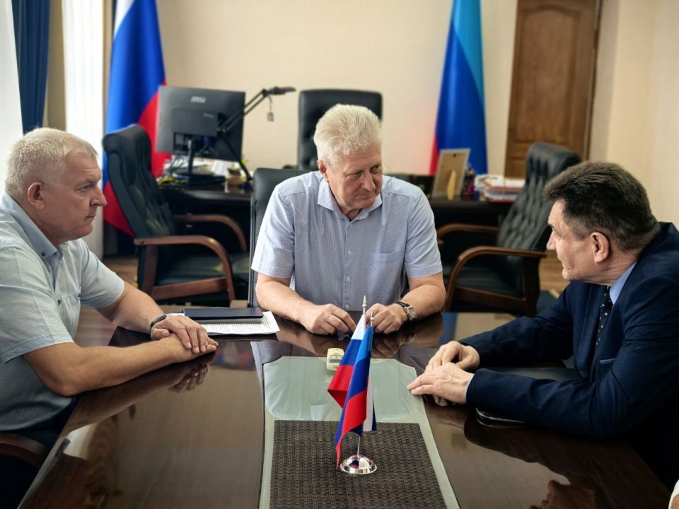 Сергей Козенко: Сегодня состоялась рабочая встреча с начальником Управления Министерства юстиции Российской Федерации по Луганской Народной Республике Максимом Ершовым